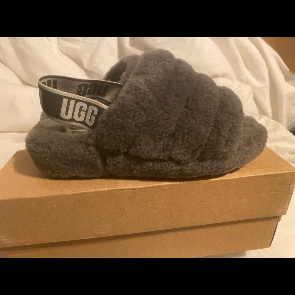 GREY UGG SLIDES WOMENS 7